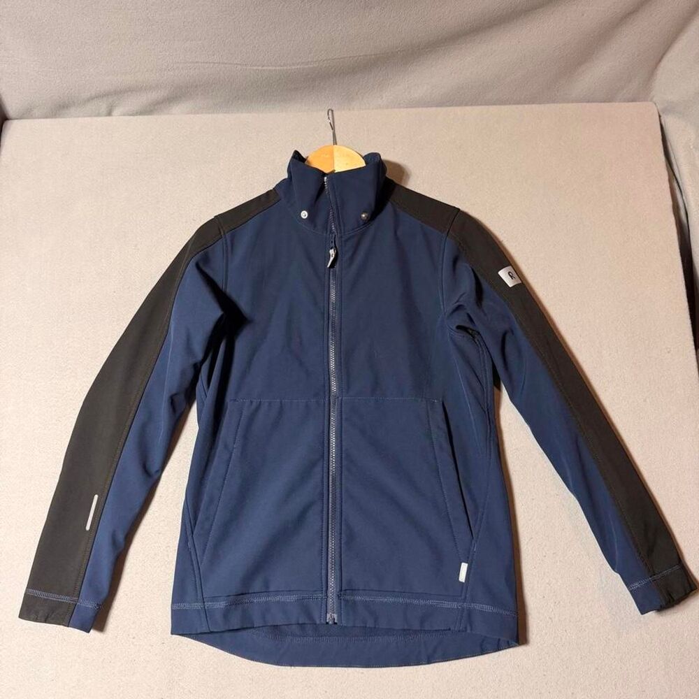 Reima Men's Navy and Blue Jacket